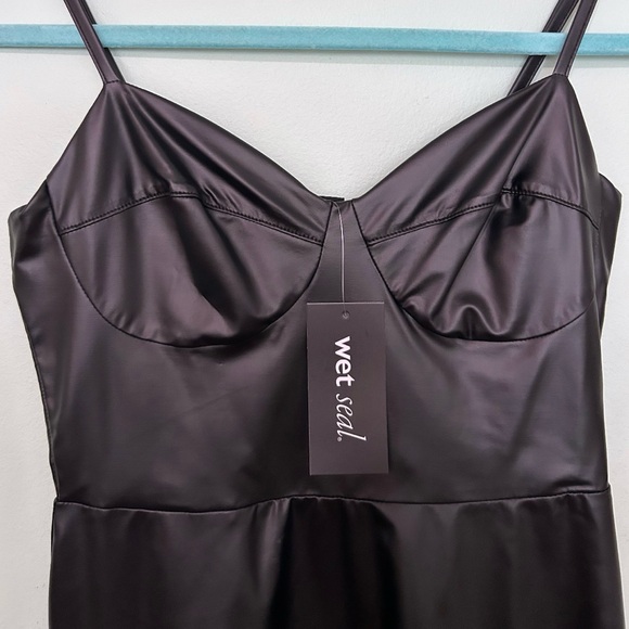 Vintage Y2K Wet Seal new black dress Size small 2000’s Fashion - Picture 3 of 3